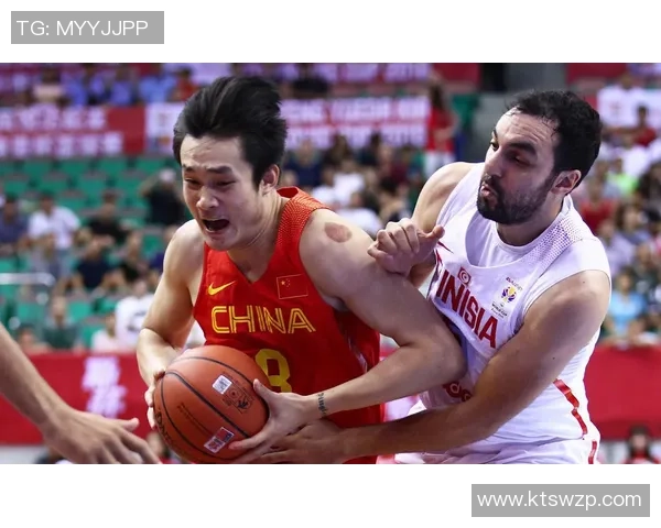 中国男篮红队与突尼斯精彩对决全场比赛录像回顾与分析