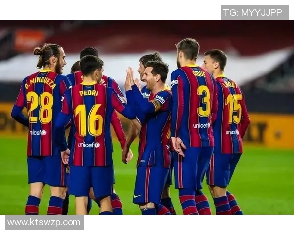 埃因霍温与巴萨激战全场精彩回顾11月28日赛事分析与亮点总结 埃因霍温与巴萨激战全场精彩回顾11月28日赛事分析与亮点总结