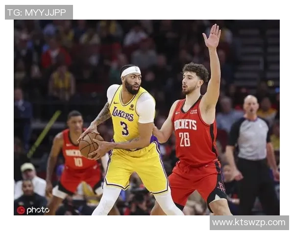 火箭与湖人西部半决赛下半场精彩对决回顾与分析